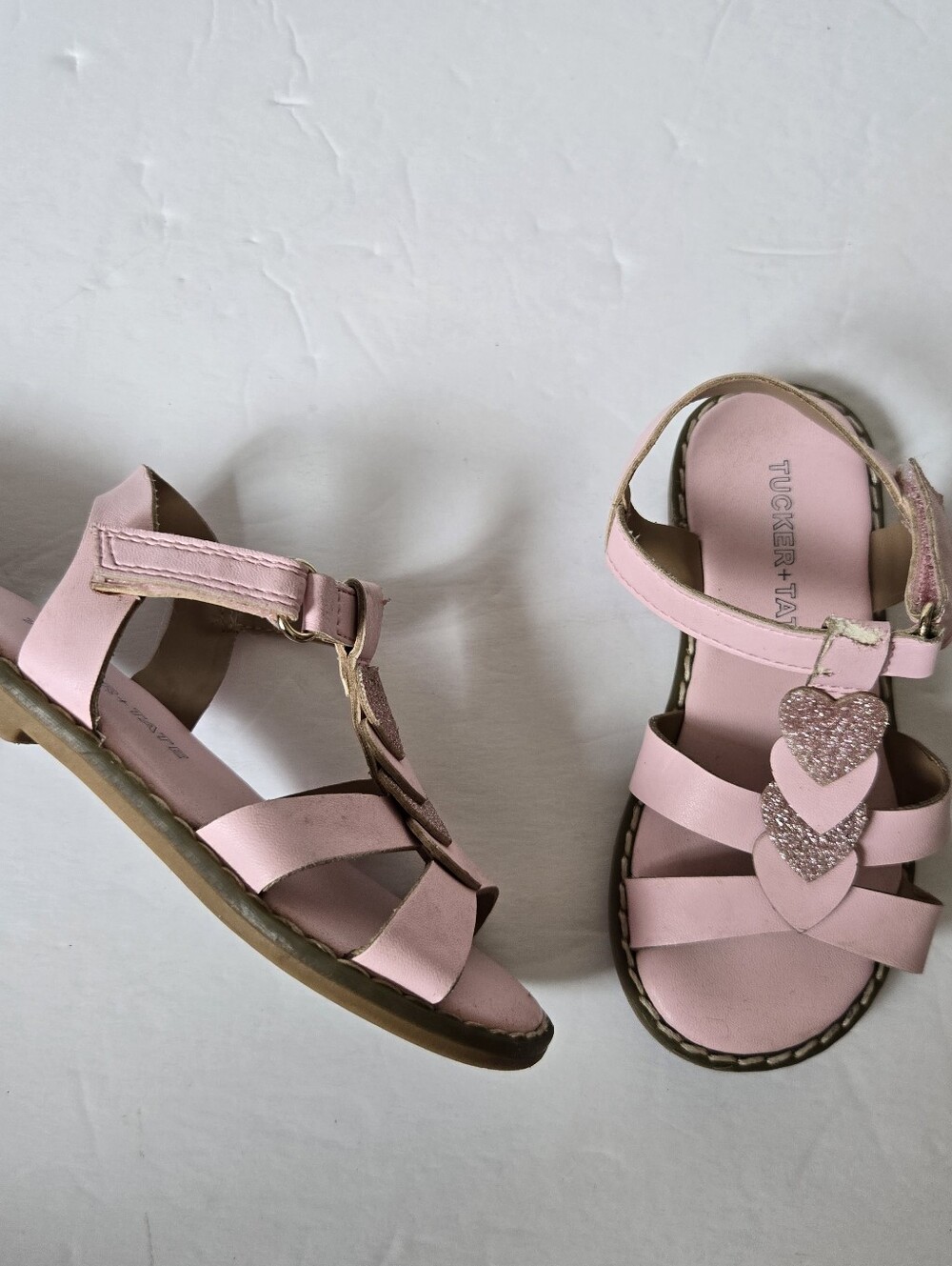 Tucker & Tate Toddler 8 Pink strappy heart sandals GUC Sparkle